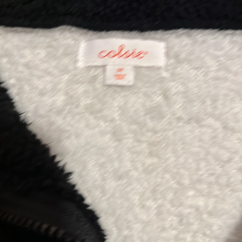 Color-Block Wool Quarter Zip - Picture 4 of 5